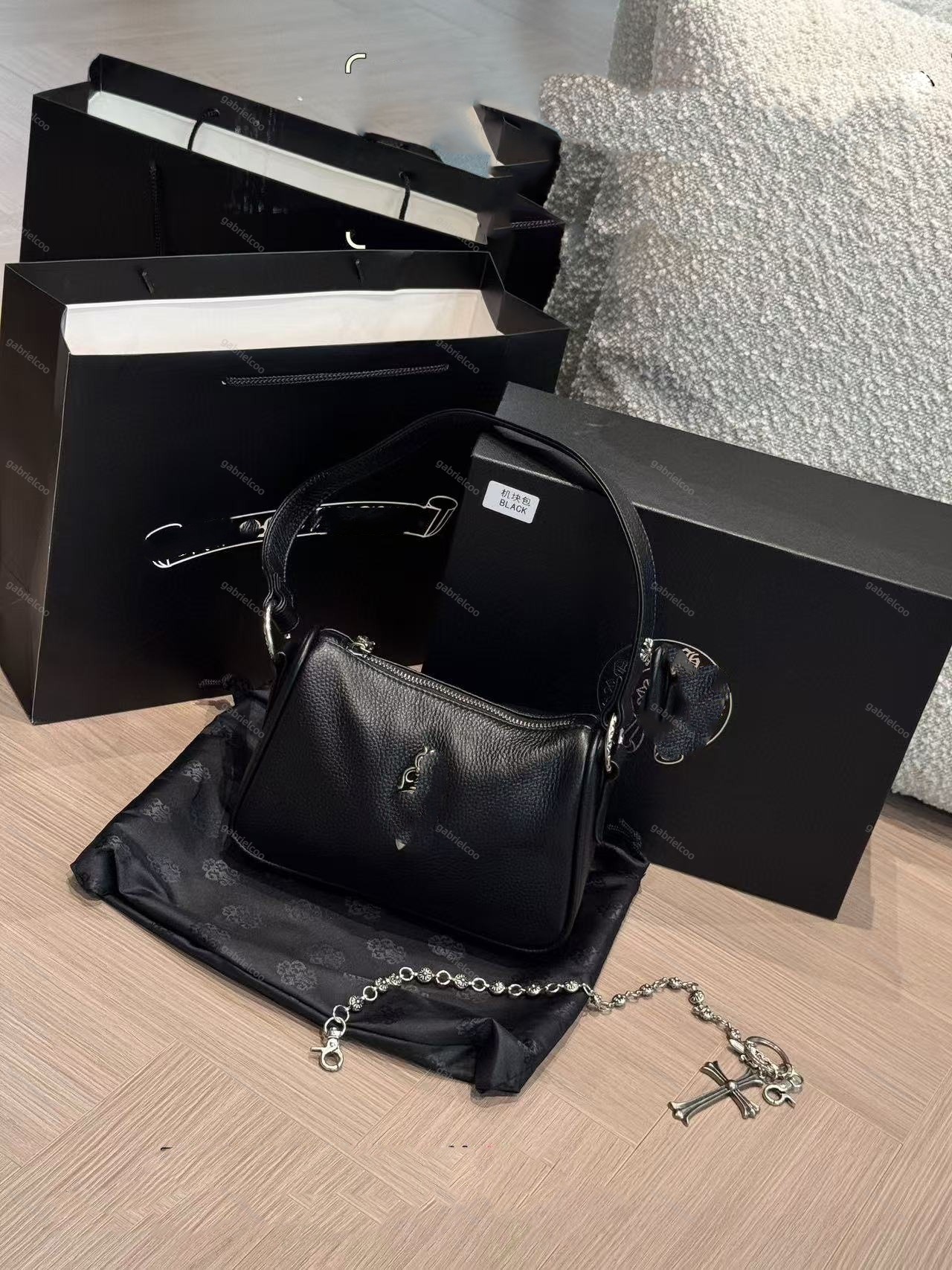 Storage bag Genuine Leather Crossbody Bag with Chain Strap Medium Heart-Shaped Underarm Purse