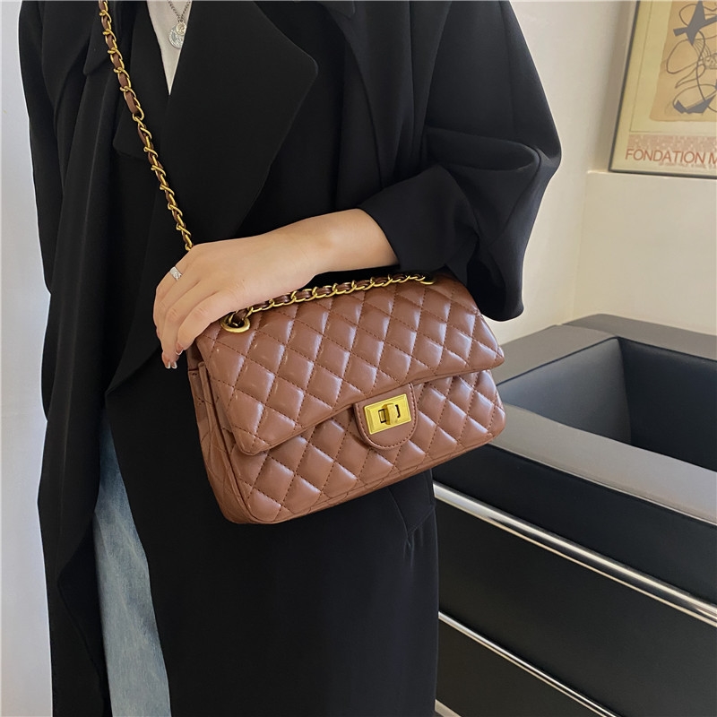 Women's new Fashion Bags Diamond-pattern Chain Bag Single-shoulder and Crossbody Bag Classic European and American Women's Bag