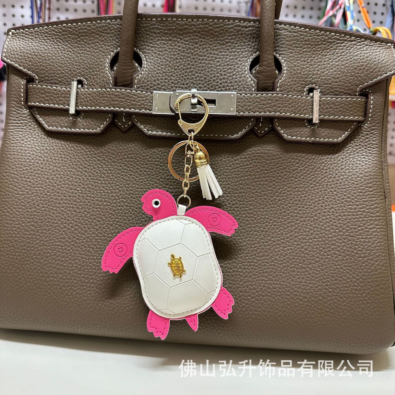 Turtle Leather Bag Pendant Internet Celebrity Same Style Tortoise Versatile Car Keychain Pendant TikTok Dopamine 250722
