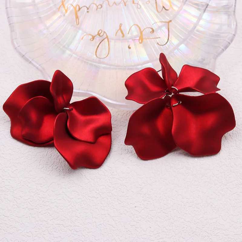 Korean Acrylic Petal Flower Tassel Dangle Earrings For Women Luxury Vintage Fairy Wedding Party Fashion Jewelry Accessories Gift XJ250722