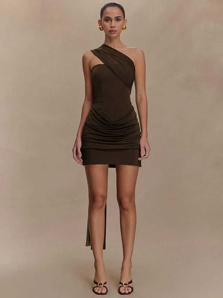 Mozision One Shoulder Backless Sexy Mini Dress Women Fashion Off-shoulder Sleeveless Backless Draped Ruched Bodycon Club Dress XJ250722
