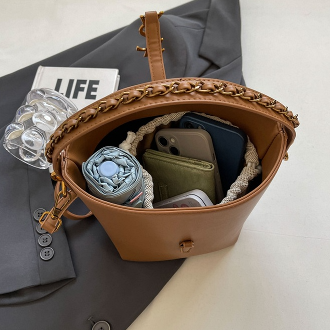 High Capacity Luxury Designer Bags Handbags High Quality Shoulder Bags Fashionable Underarm Bags Crossbody Bags Designer Women's Bags Metal Walle