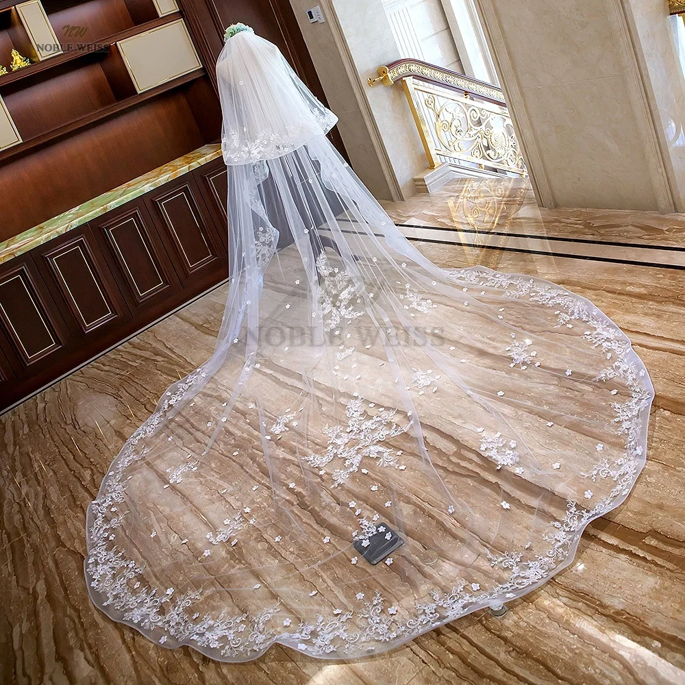 Customized Long Wedding Veils With Comb Two Layers Appliques Bride Veil Lace Edge Tulle Wedding Accessories