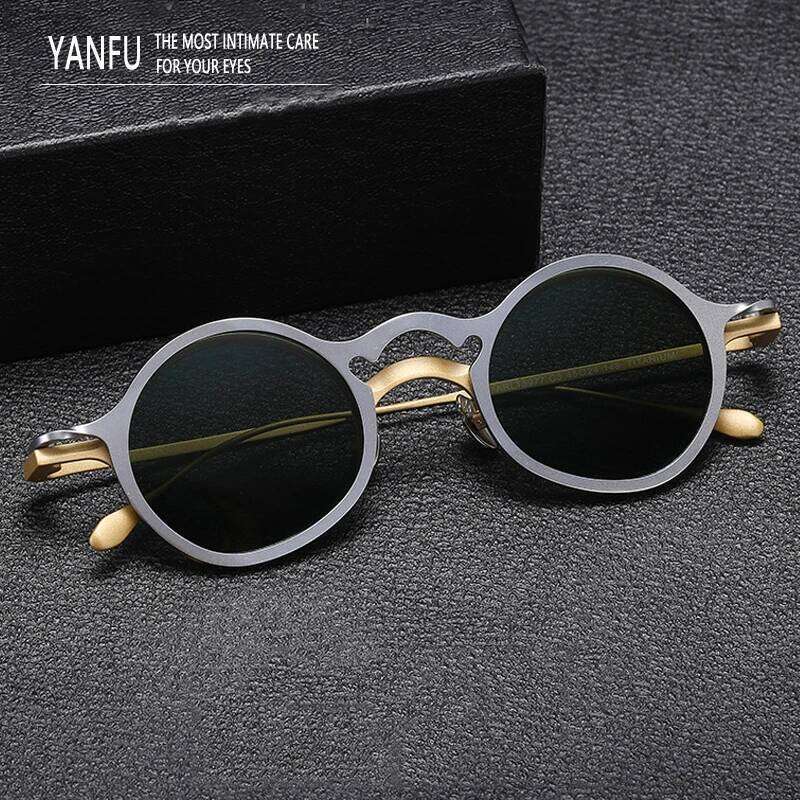 Retro Male Glasses Magnetic Clip Pure Titanium Sunglasses Men Round Vintage Trendy UV400 Eyewear Man Magnetized Lenses 148mm