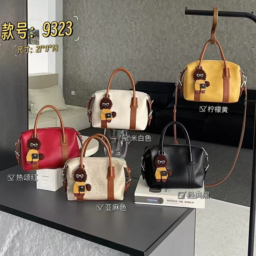 Free shipping designer bag 2025 Minimalist Boston Retro Handbag New Trendy Versatile Bag Fashion Bowling Ball Pillow Shoulder Bag Crossbody Bag