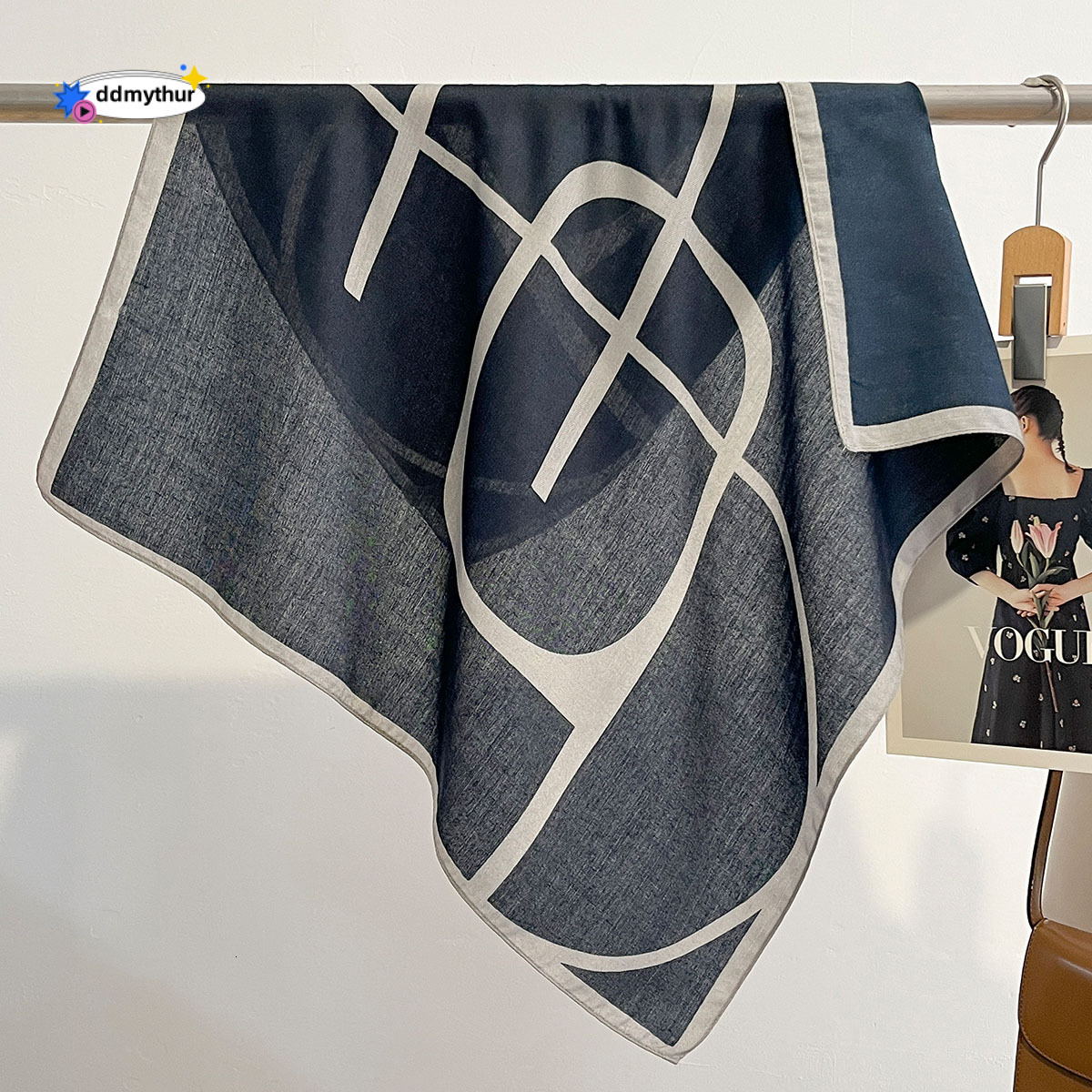 Fashion Neck for Women New Style Spring Summer Warm Simple Triangle High-end Versatile Small Square Scarf Professional ddmythur