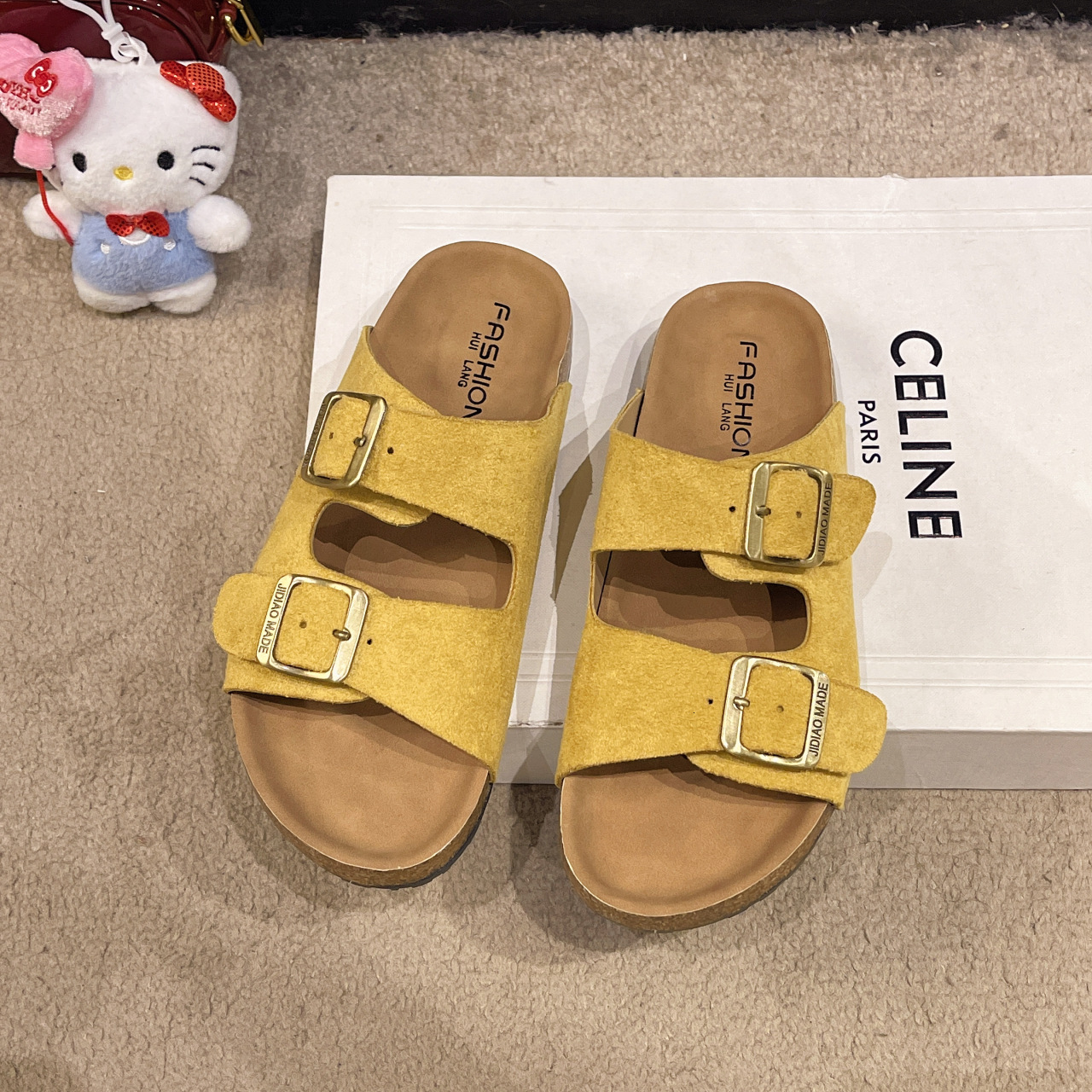 Luxury Brand Designer Shoes Vintage One-Strap Sandals For Women, 2025 New Summer Fashion Casual Style Beach Flat Sandals