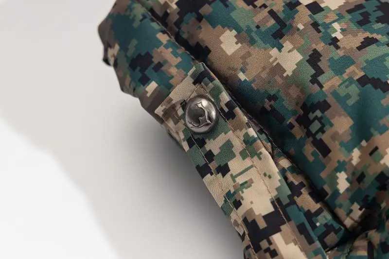 2025 New Men THUG CLUB Digital Camouflage Puffers Coats Jackets / Down Coats Vest Cotton Thick Warm Winter #C33 W250722