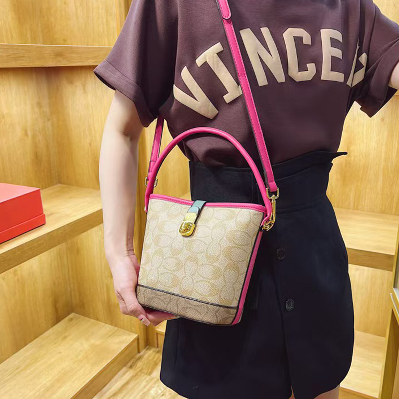 Designer Bag Luxury Bag Purse Bag Luxury Crossbody Designer Ladies Flap SS Handbag Square Leather Black Chain Bag Mini Bag High Quality Armpit Bag