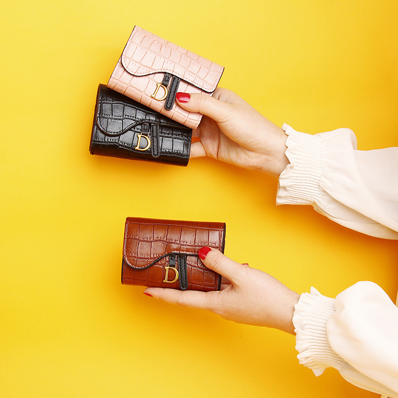 Designer Wallet European Style Luxury Feel Compact Wallet for Women - Crocodile Embossed Leather with Multi Card Slots & Coin Pocket