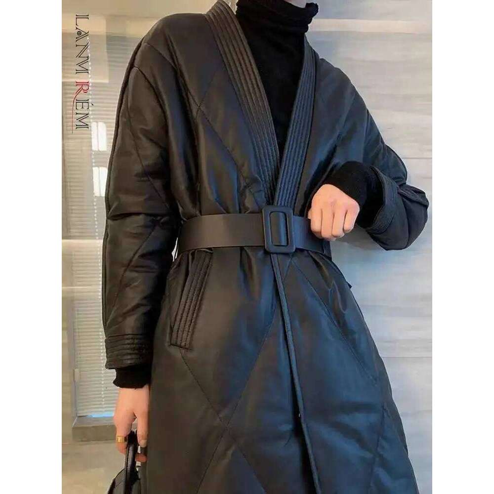 Black Fashion Cotton Jacket V Neck Long Sleeves Belt Gathered Waist Female Classic Winter Clothing New 2DB1405