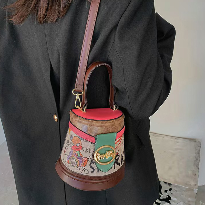 Cone bag Designer Bag Shoulder Bag Luxury Bag Crossbody Purse Designer temperament graffiti cylindrical everything stylish single shoulder crossbody b