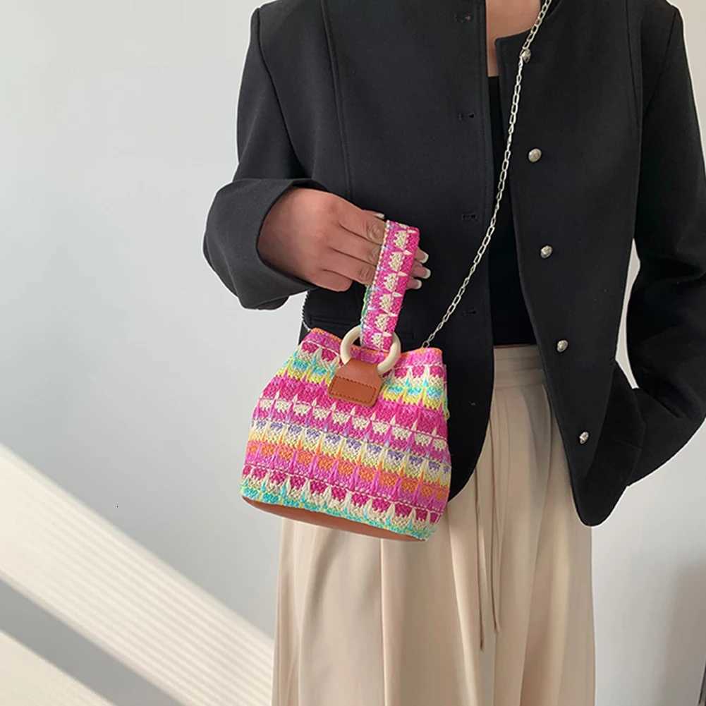 Colorful Str Bucket Bag Fi Hand-Woven Mini Bucket Bag Wen Chain Sling Purses Fem Crossbody Bag Summer Tote Hobo Bag Y250722