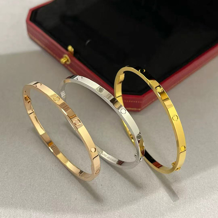 Designer bracelet hard body bracelet high quality for you to choose luxury designer bracelet valentine's day gift does not fade 5394