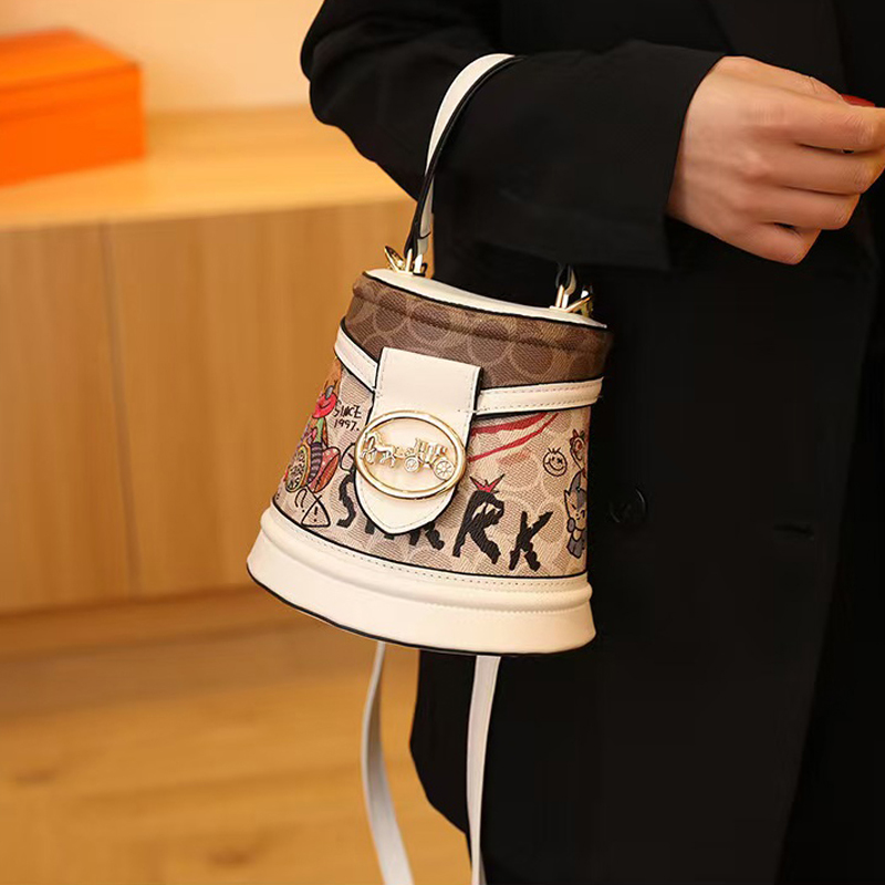 Designer Bag Shoulder Bag Luxury Bag Crossbody Purse Designer temperament graffiti cylindrical everything stylish single shoulder crossbody bag Metal 