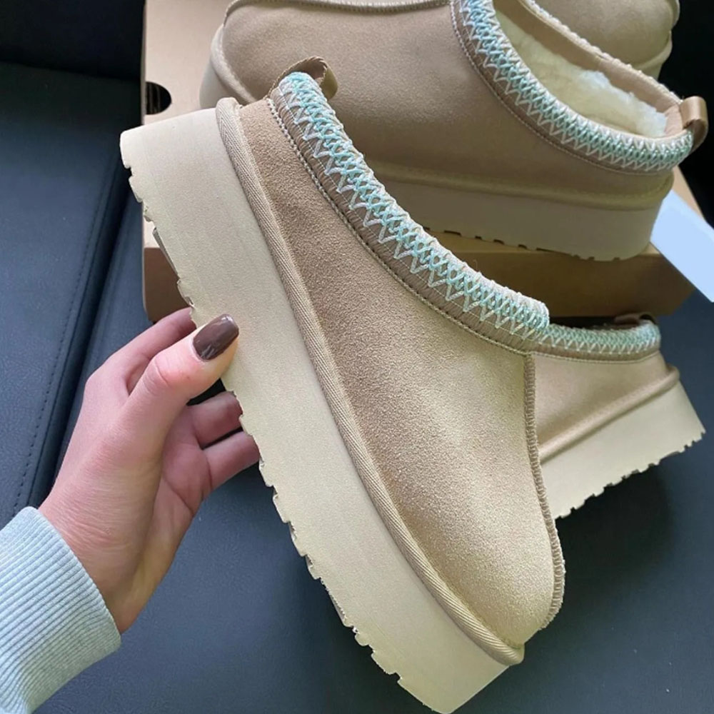 Hot Tazz Designer Ladies Brown Suede Cotton Couple Slippers Ankle Boots Classic Casual Fashion Snow Boots Super Mini Flat Chestnut Brown Cotton Shoes