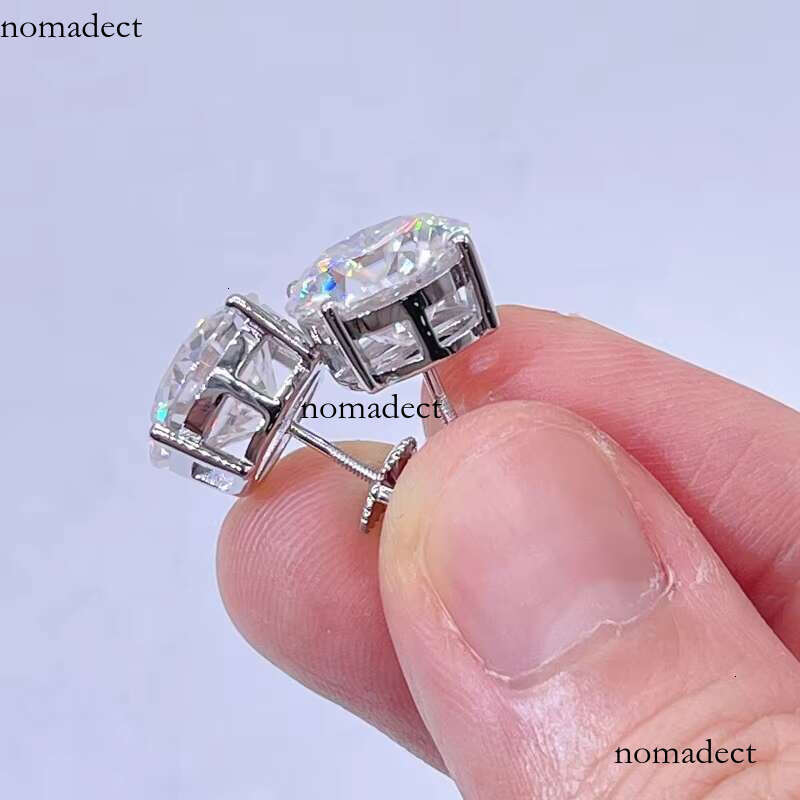 Classic Design Sterling Sier Screw Back GRA Certificated Dia Moissanite Stud Earrings