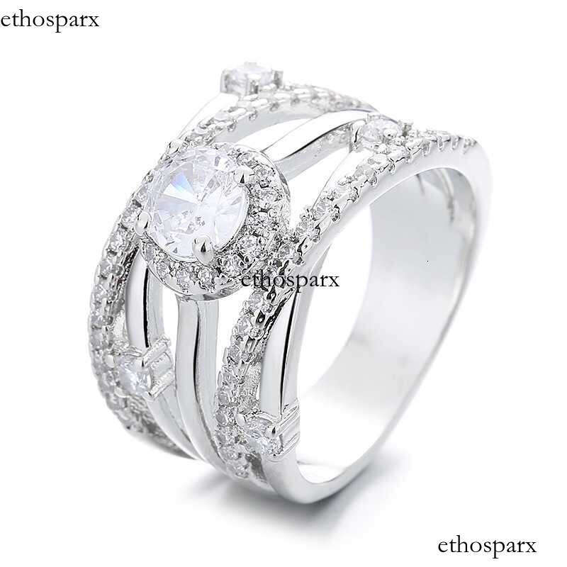 Free shipping Customized White Cubic VVS Moissaniteia Luxury Fashion Rings for Women Vintage Classic Style Brass with Cut Diamond Children