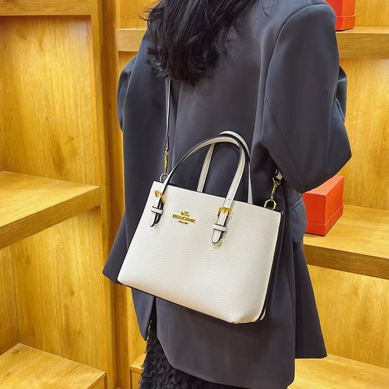 Tote Bag Designer Bag Fashio Luxury Bag Shoulder Bag Purse Crossbody Ladies Fashion Handbag Wallet High Quality Leather Large Capacity Shopping Bag AA