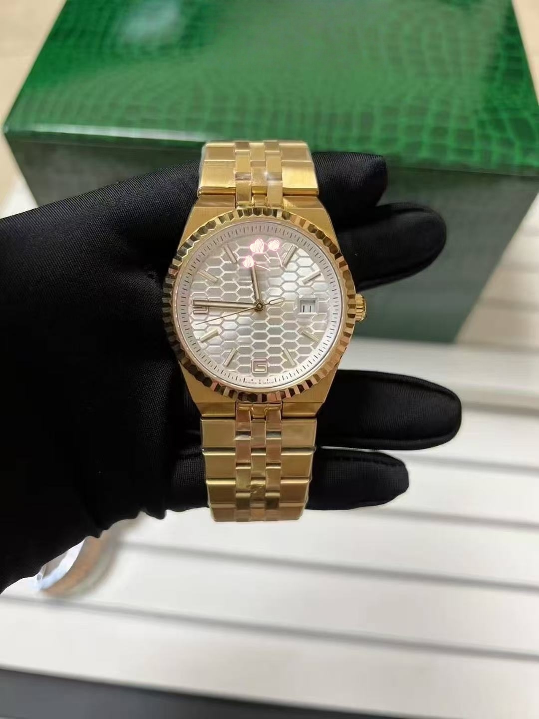 2025 New models Mens land dweller Luxury Automatic Sapphire Crystal Watch Stainless Steel Case Classic Dial Sport Outdoor Style Mechanical Watch.