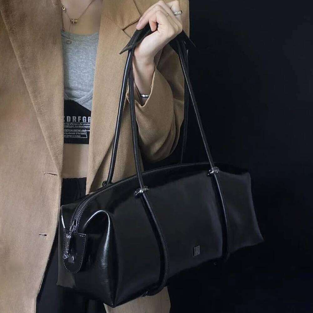 Women's Vintage Boston Handbag PU Leather Motorcycle Pillow Shoulder Large Capacity Chic Underarm High Quality Black Bag