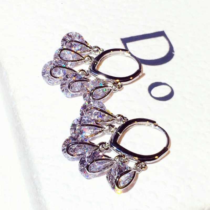 NEW Fashion Tassels Exquisite Luxury Charm Earrings for Women Hoop Earrings Delicate Water Droplet Geometry Zircon Pendant Gift XJ250722