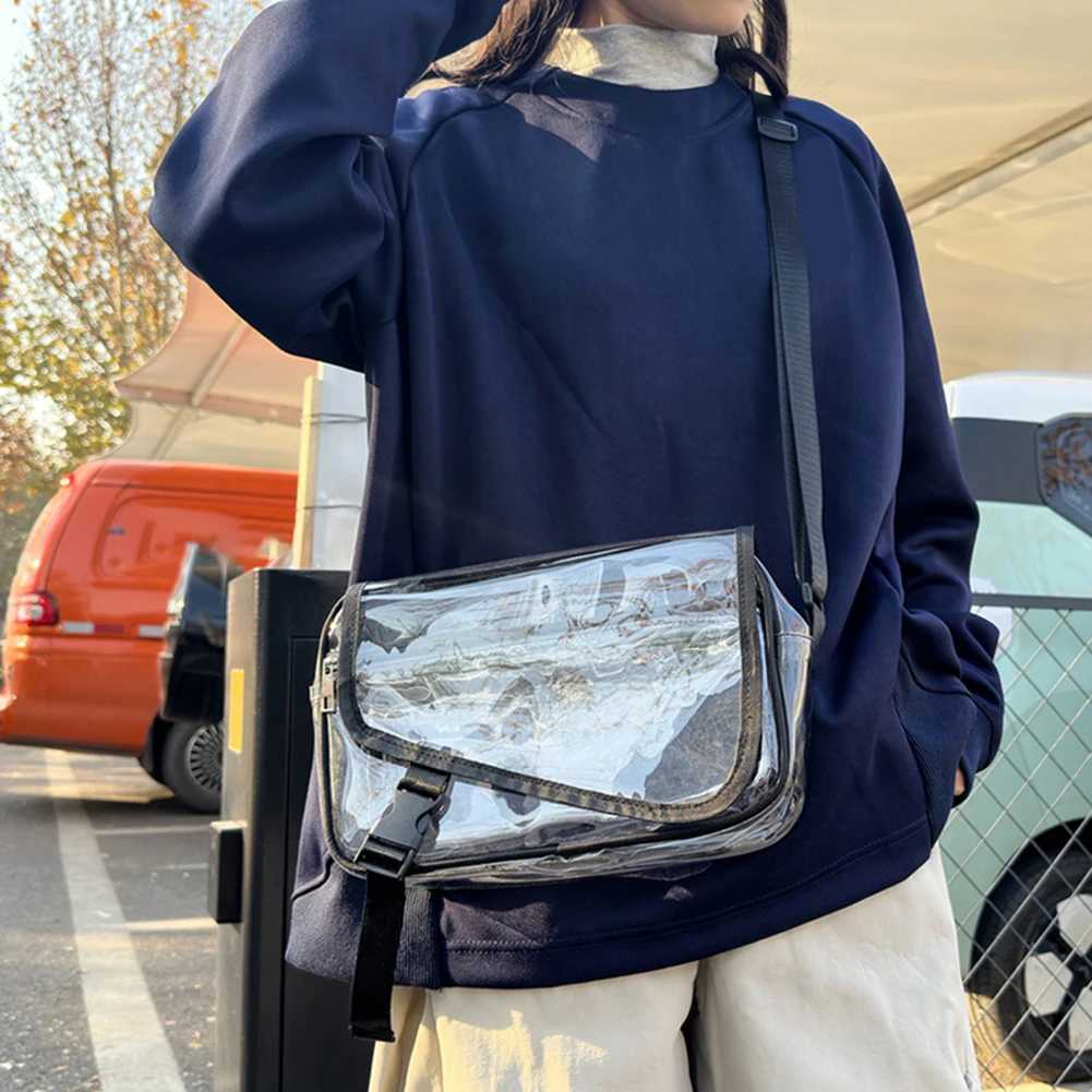 PVC Clear Crossbody Bag Fashion Shoulder Bag Adjustable Strap Stylish Crossbody Bag Waterproof for Concerts Sports Festivals XJ250704