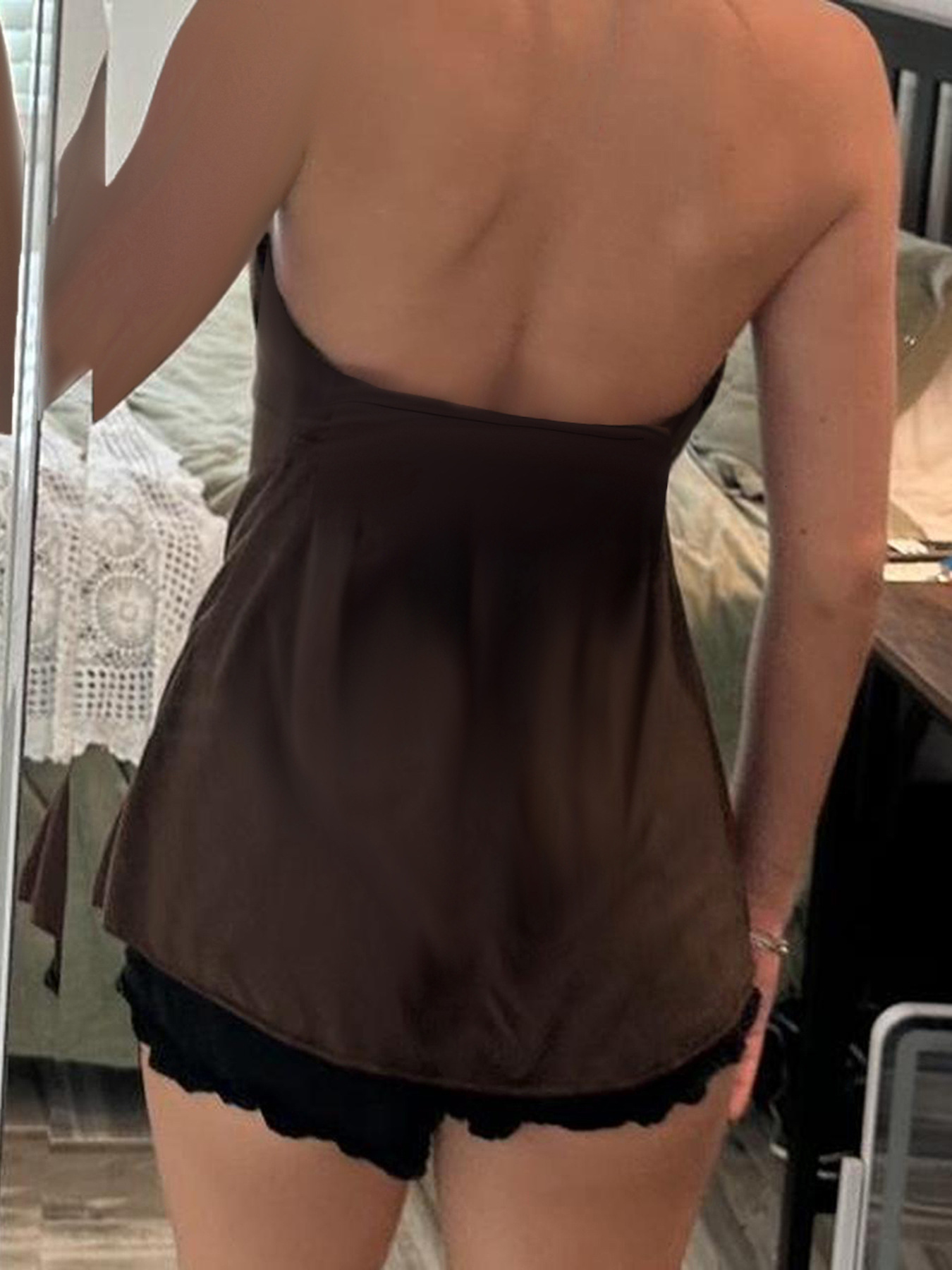 Women's dark coffee-colored V-neck pleated decorative tank top