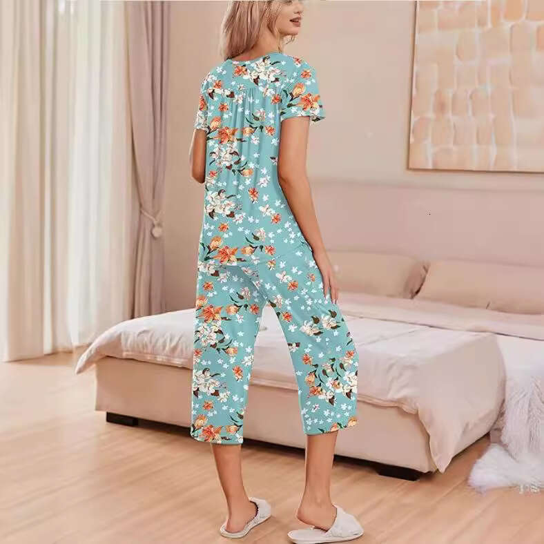 New Women's Pajamas Short Sleeve Top And Capri Pants Printed Pajama Set With Pockets B5
