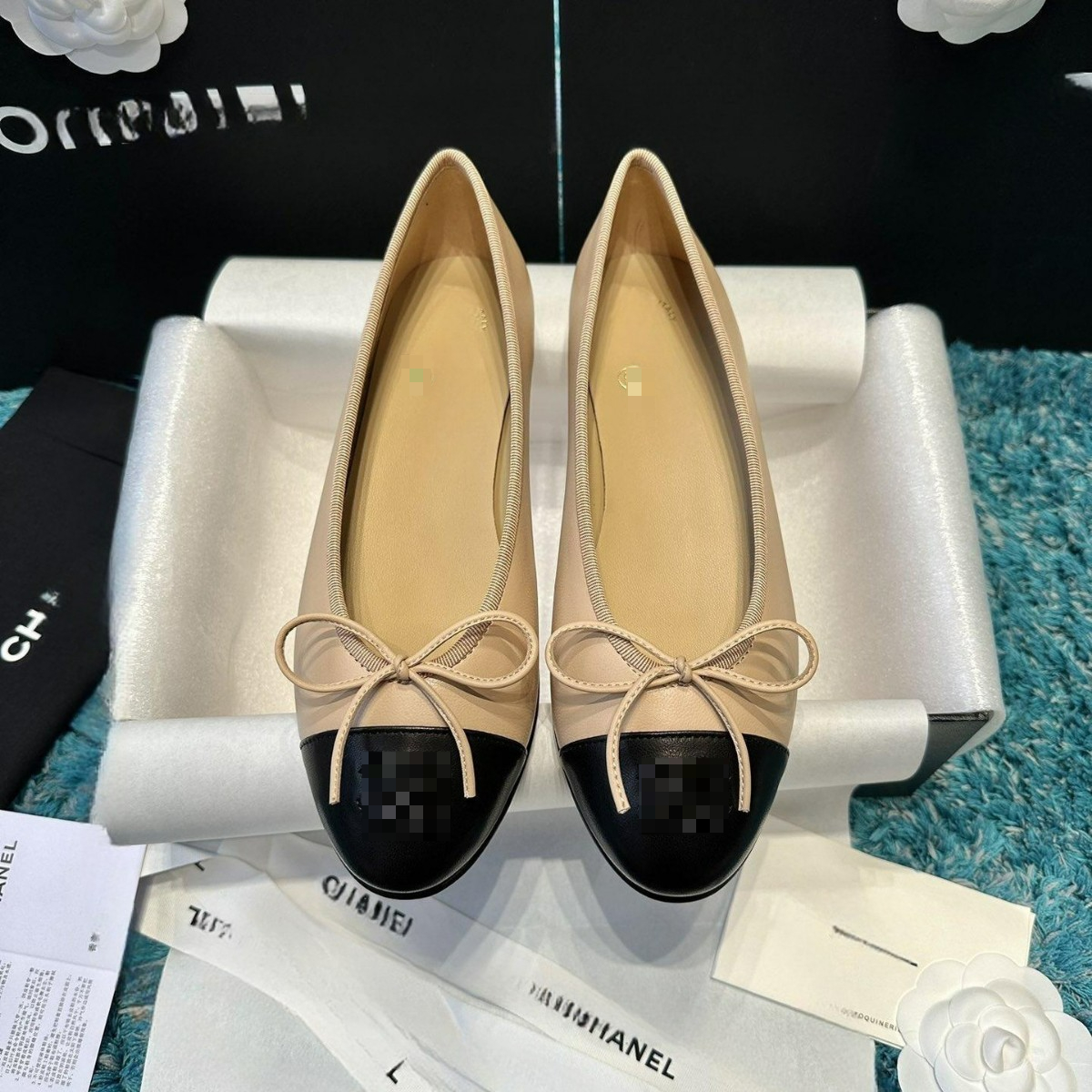 Style Color-blocked Bow Women's Shoes with Thick Heels, 2024 Spring/Summer New Ballet Shoes for Women