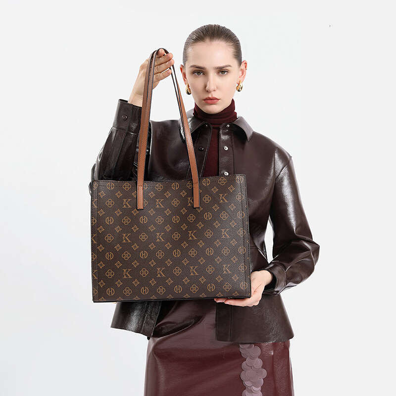 2024 New Women's Designer Printed Tote Simple High-Quality Large Capacity Trendy Shoulder Bag
