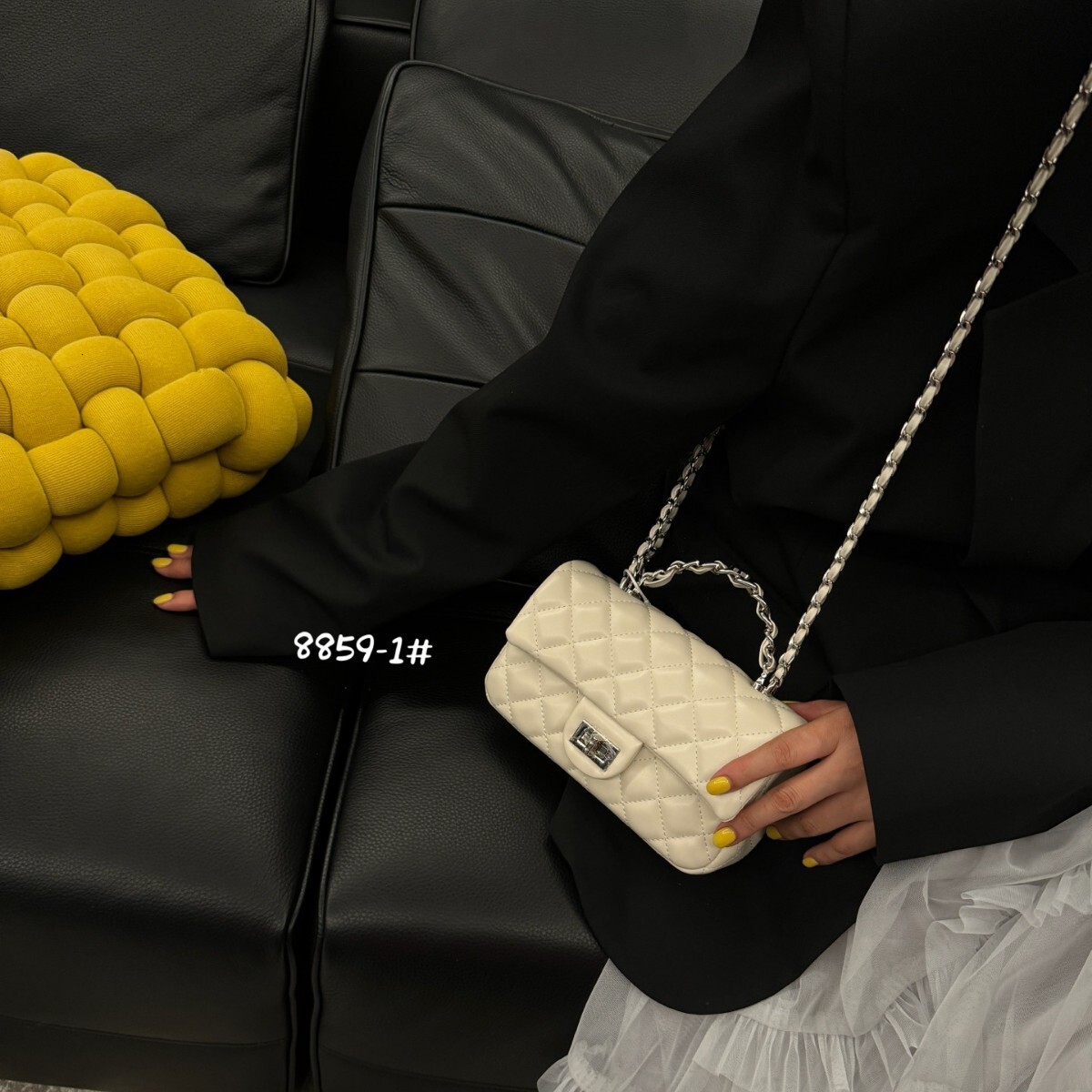 Free shipping designer bag 2025 Wind Lingge Lock Buckle Handbag Small Square Bag For Women Summer New Exquisite Fashionable Chain Shoulder Bag Crossbo