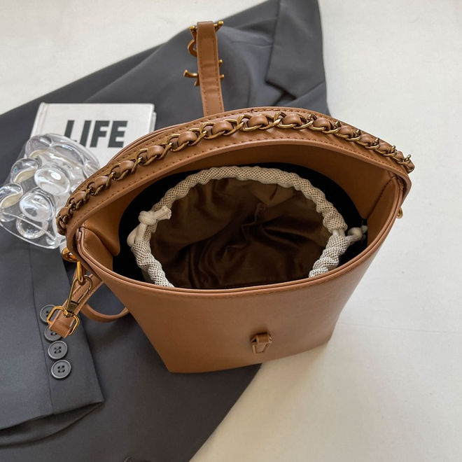High Capacity Luxury Designer Bags Handbags High Quality Shoulder Bags Fashionable Underarm Bags Crossbody Bags Designer Women's Bags Metal Walle