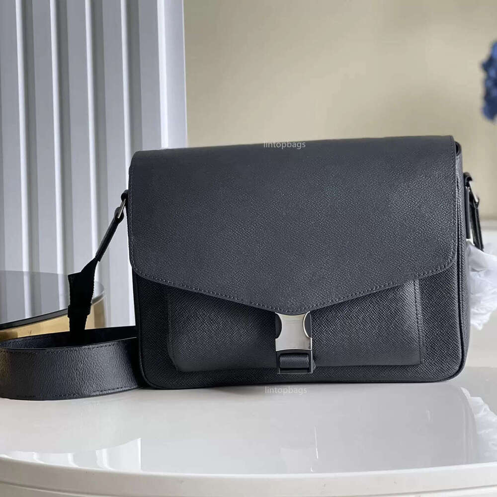 Postman bag Men bag Fashion Casual Designe Luxury NEW Cross body Messenger Bag Shoulder Bags Handbag Quality 5A Purse Pouch chest bag postman bag work bag