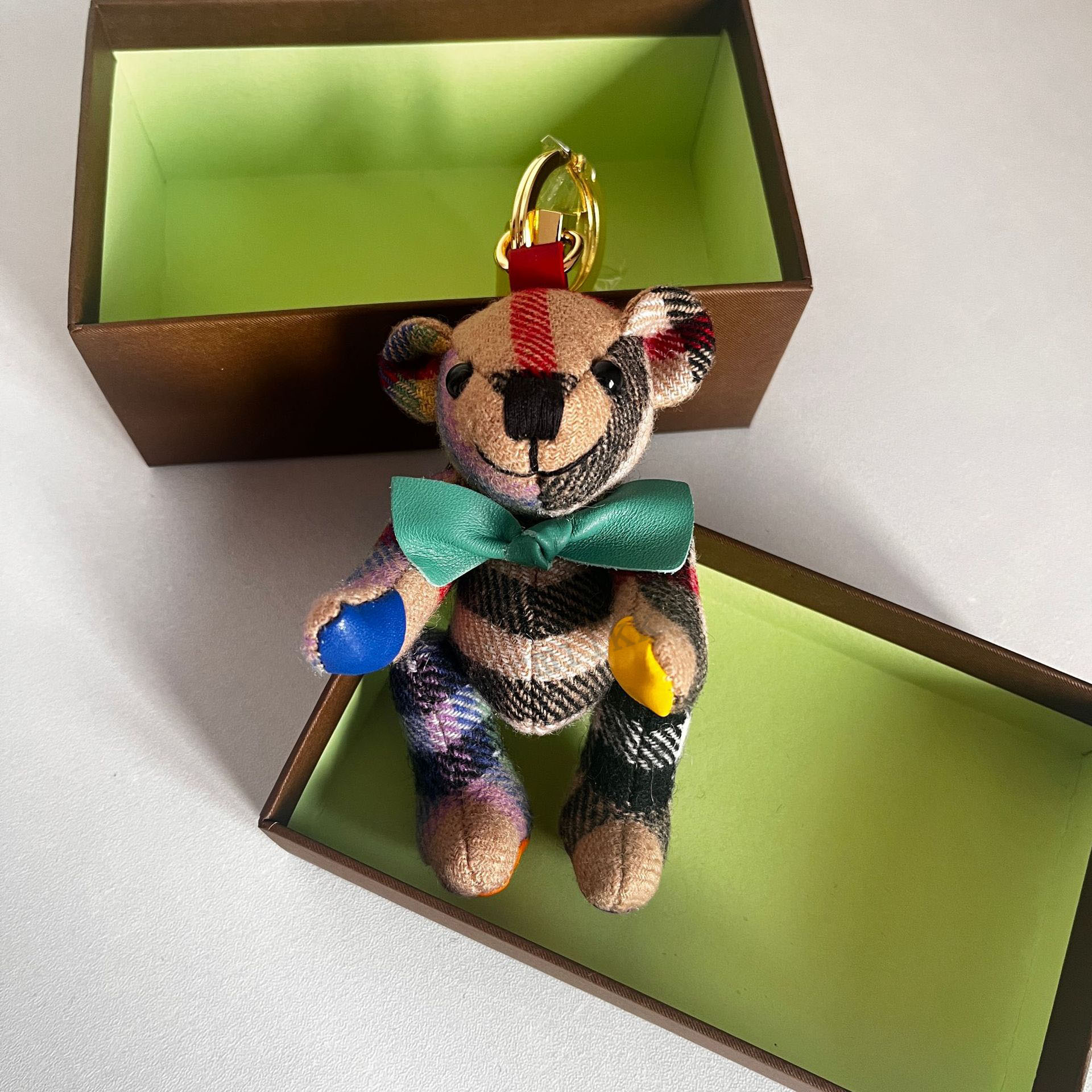 Designer Backpack Charms Teddy Bear Car Jewelry Bag Charm Plush Doll Keychain Fashion Items Lightweight And Wear Resistant