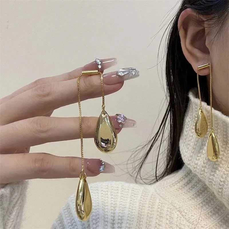 Exaggerated Metal Water Drop Earrings For Women Fashion Gold Color Long Tassel Asymmetric Pendant Earrings Jewelry Accessories XJ250722