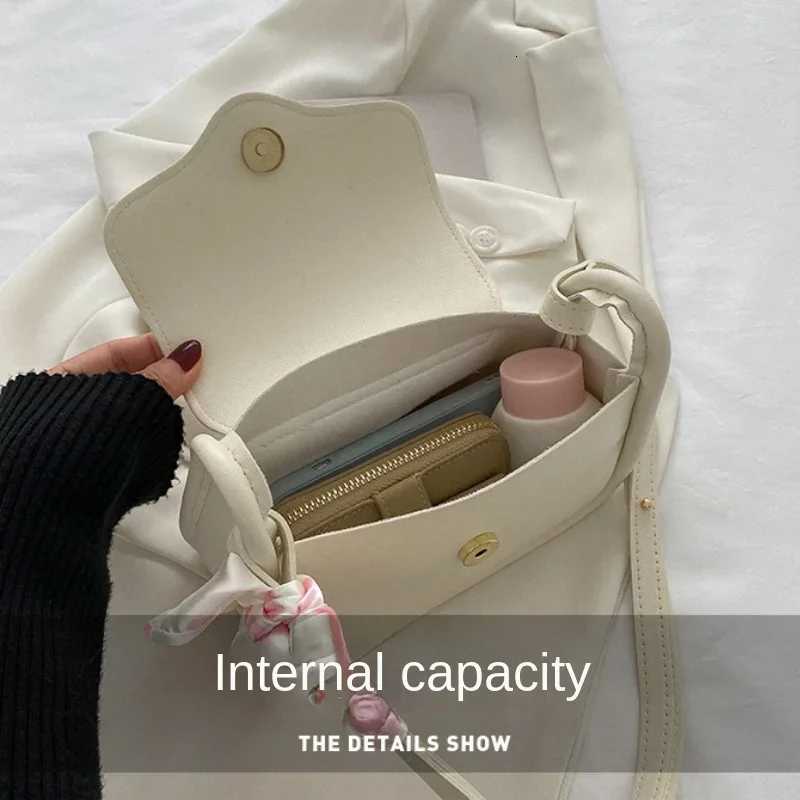 Small Square Shoulder Bags Cute Love Womens Fi Fem Messenger Bag High-end Simple Ladies Crossbody Purse Handbag Y250722