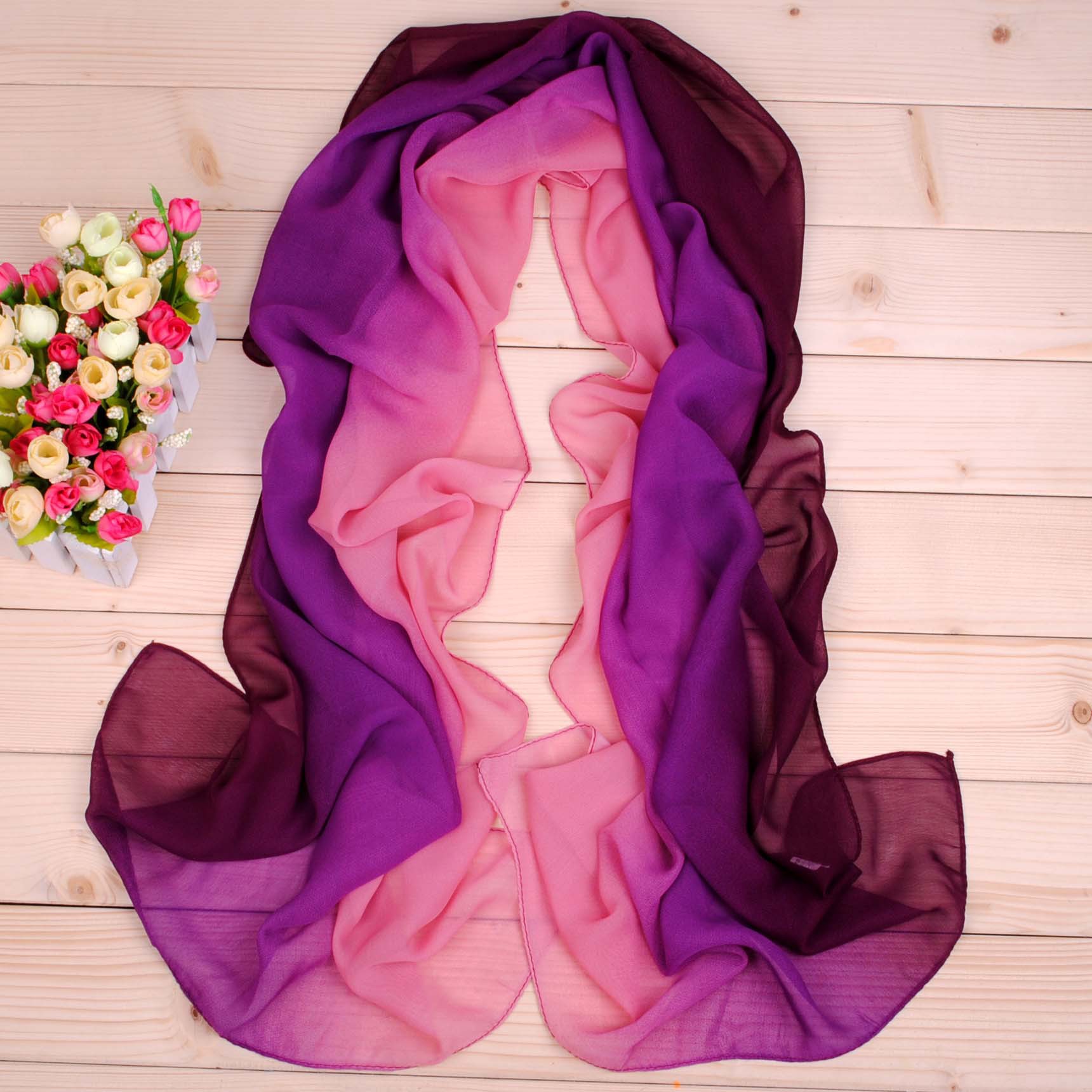 K1438 Classic fashion gradient chiffon women's silk scarves wholesale Spring and summer new style scarves soft gauze scarves factory direct sales