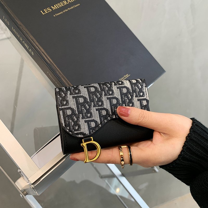 Premium European Style Women's Short Wallet - New Letter Print Slim ID & Card Holder, Boutique Design Money Organizer