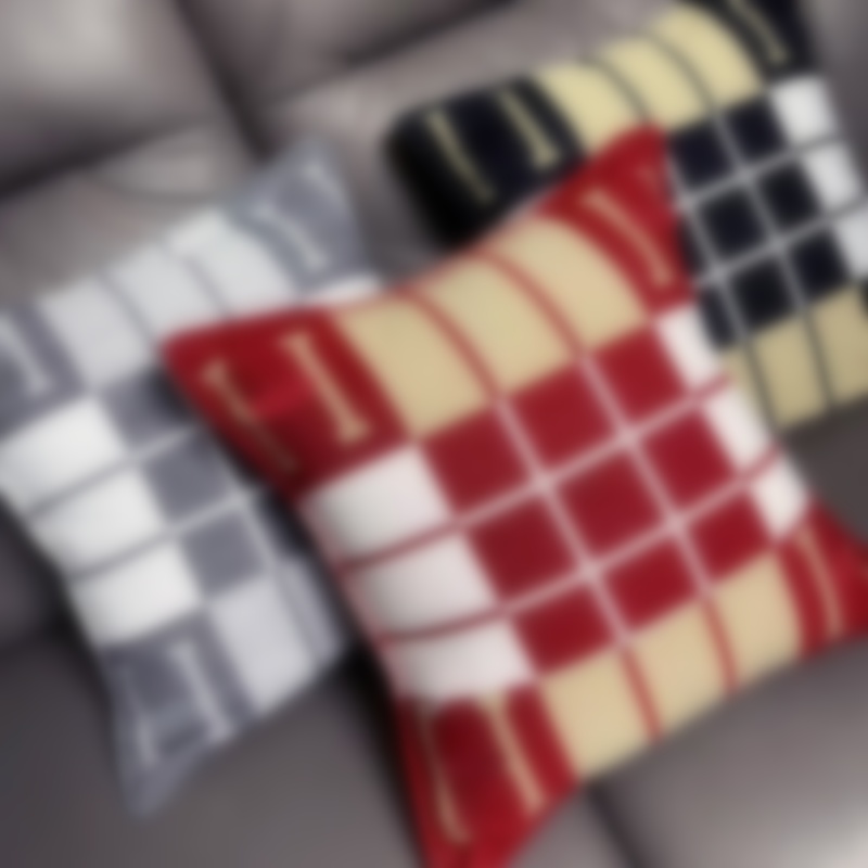 European and American style nap sofa cushions car lumbar back cushions H designer pillowcases wool knitted pillowcases