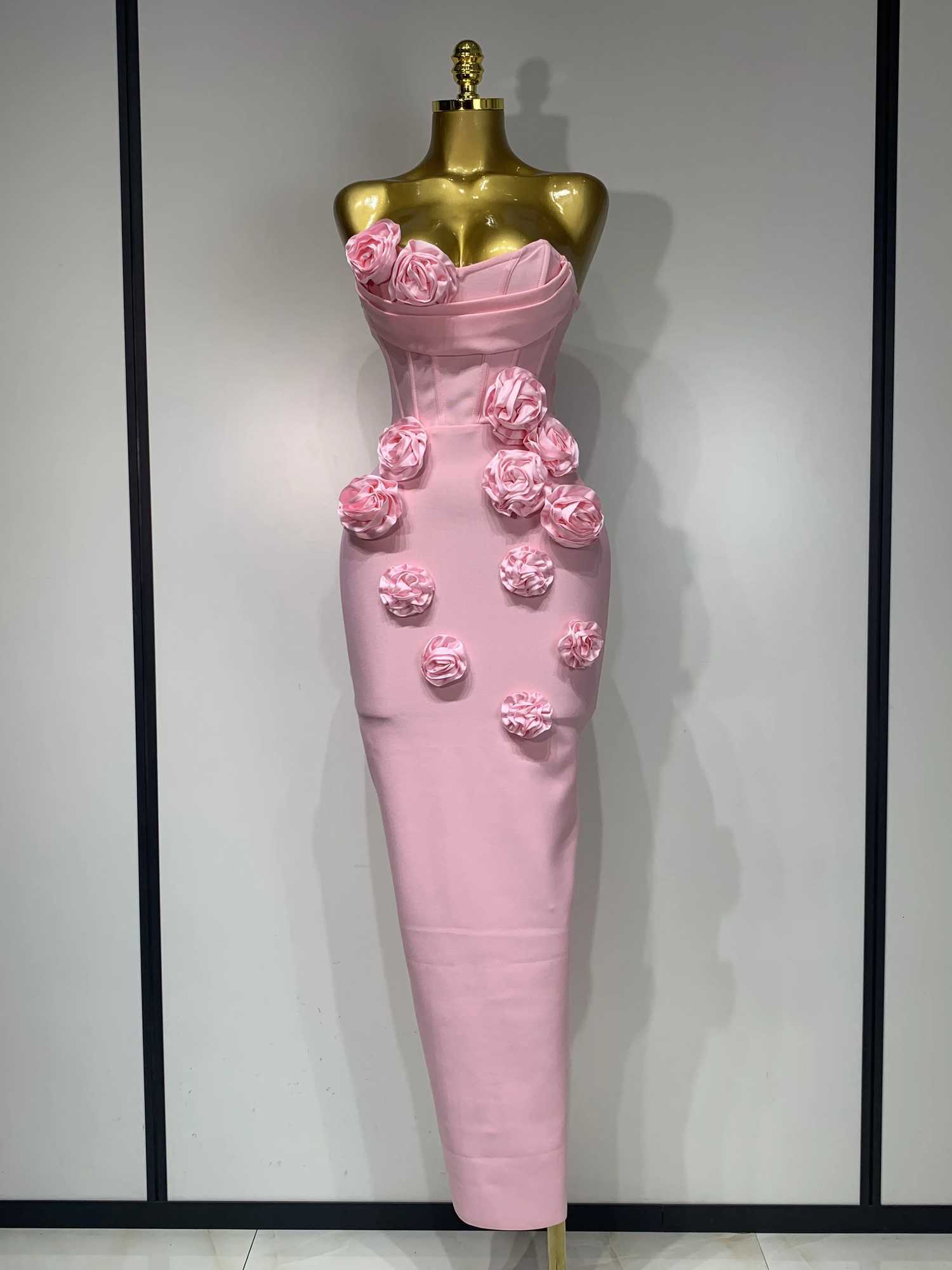 2025 Women Celebrity Sexy Strapless Backless Flower Maxi Long Bodycon Bandage Dress for Ele Birthday Evening Club Party Dresses XJ250722