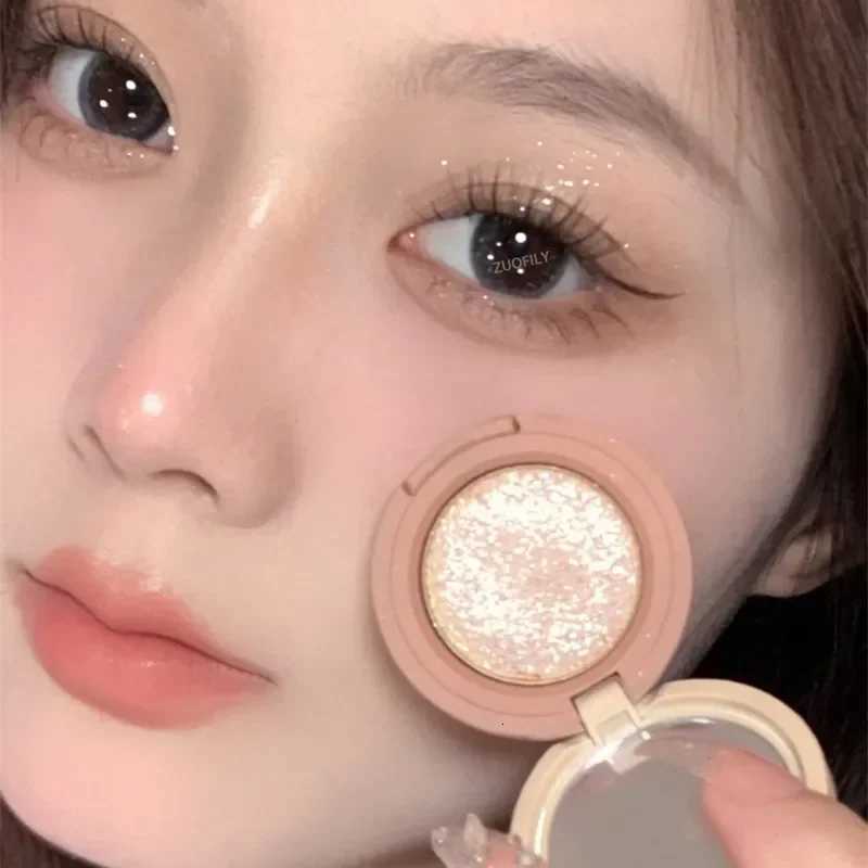 4 In 1 Matte Eyeshadow Contouring Highlight Palette by B Four-layer Eyeshadow Earth Color Multifunction Makeup Palette W250722