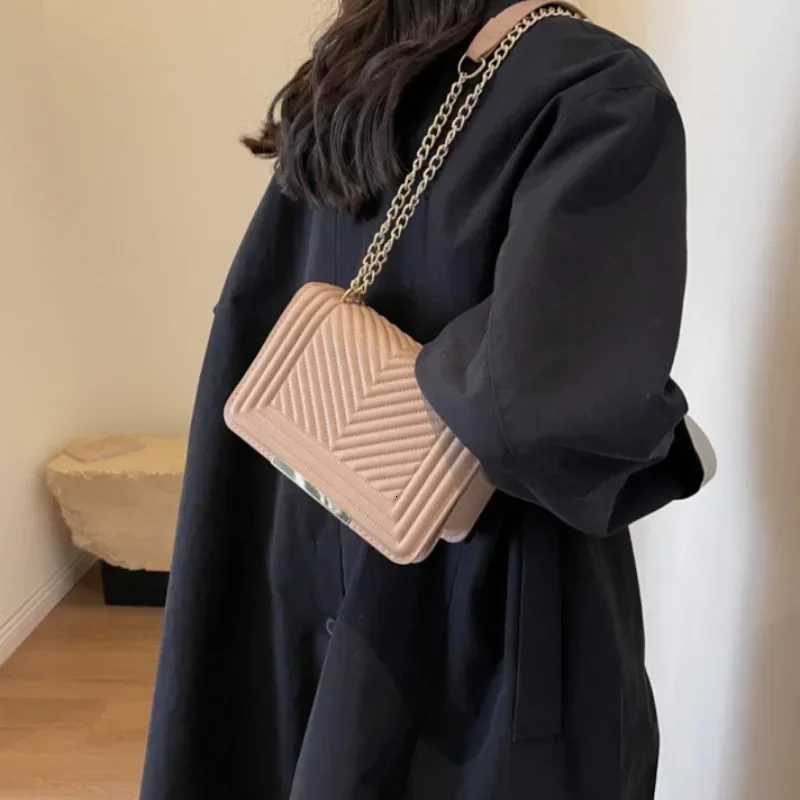2024 Trend Designer Luxury Shoulder Crossbody Bags for Women Small Handbags Fem Pu Leather Sling Hand Messenger Bag Y250722
