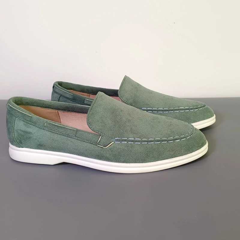 2025 Classic Brand Suede Leather Loafers Men Casual Shoes Luxury Mens Breathable Slip on Driving Shoes Moccasins XJ250722