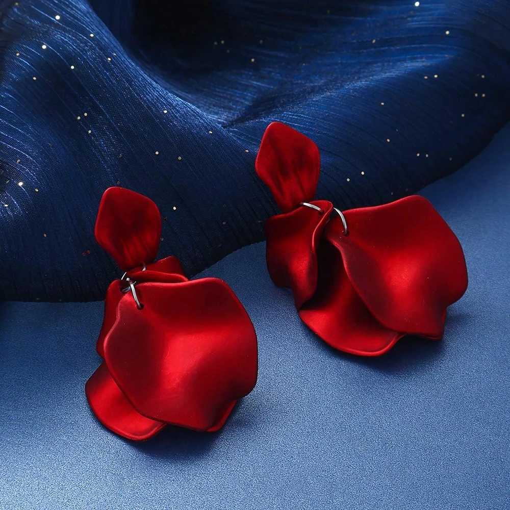 5PCS Acrylic Petal Flower Tassel Dangle Earrings For Women Bohemian Colorful Petal Drop Earrings Party Womens Jewelry Gift XJ250722