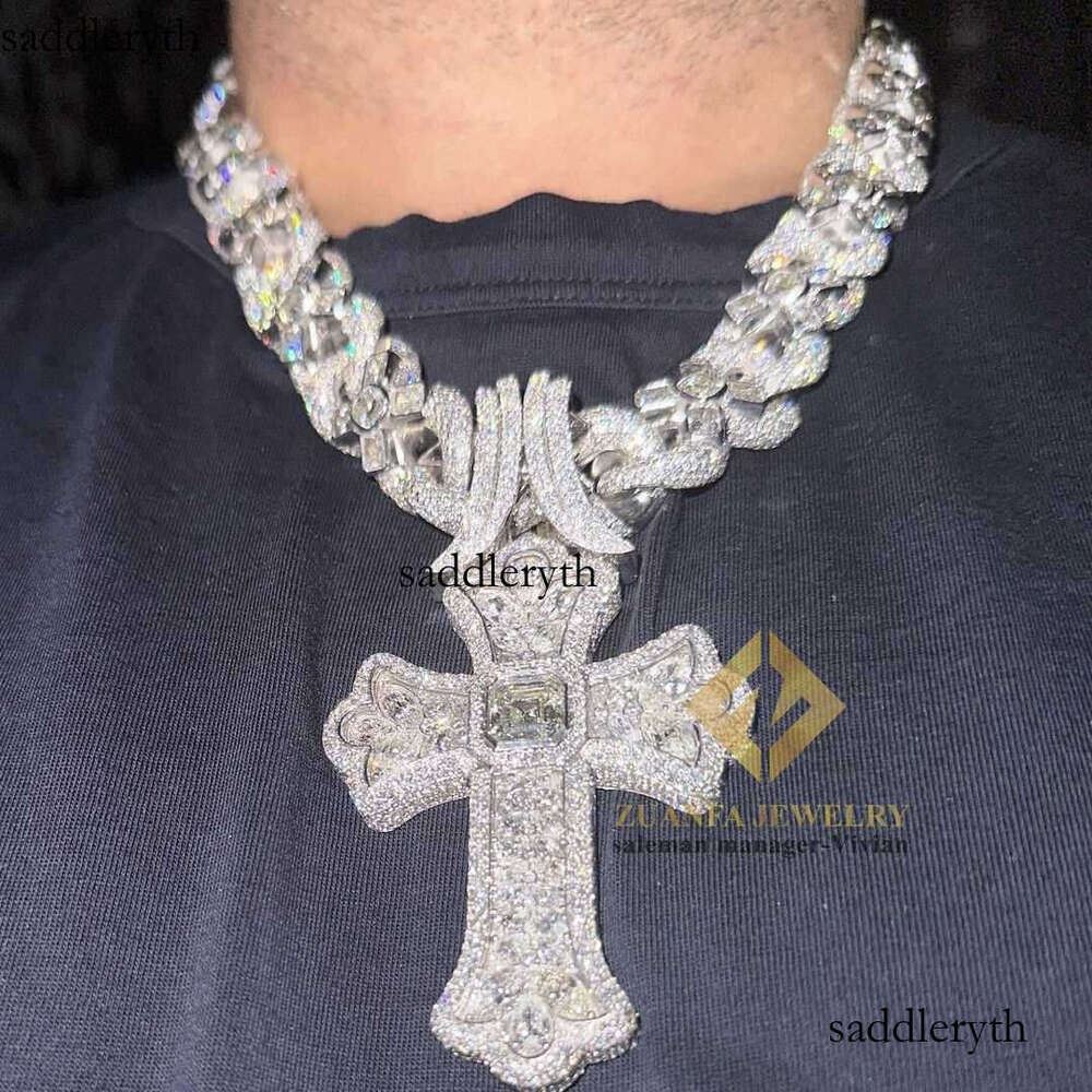 Pendant Necklaces Designer Hip Hop Jewelry Necklace Sier Iced Out vvs Moissanite Dia Fashion Cuban Chain Link