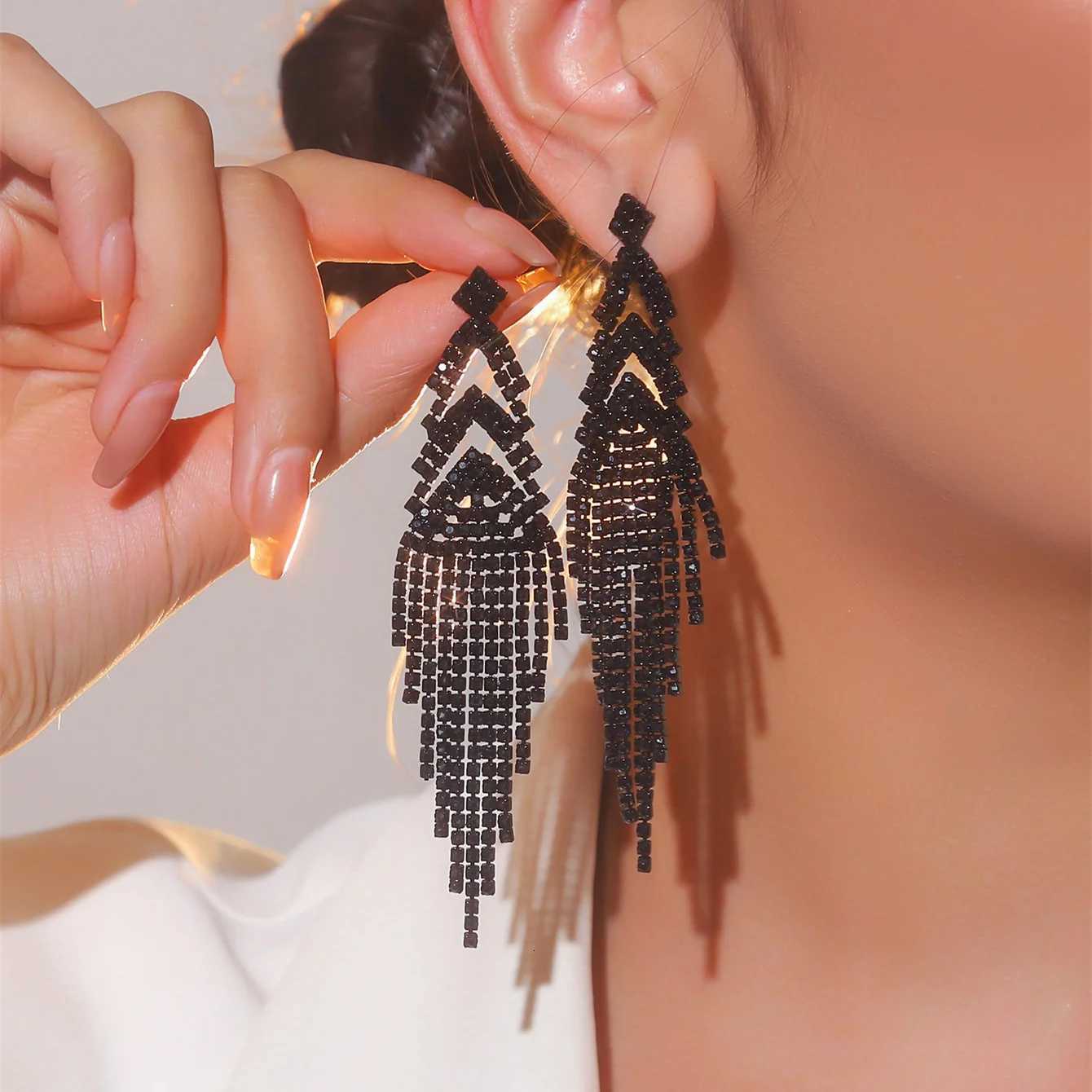 Rhinestone Sparkling Drop Earrings Silver Prom Wedding Chandelier Earrings Long Tassel Earrings Jewelry For WomenXJ250722