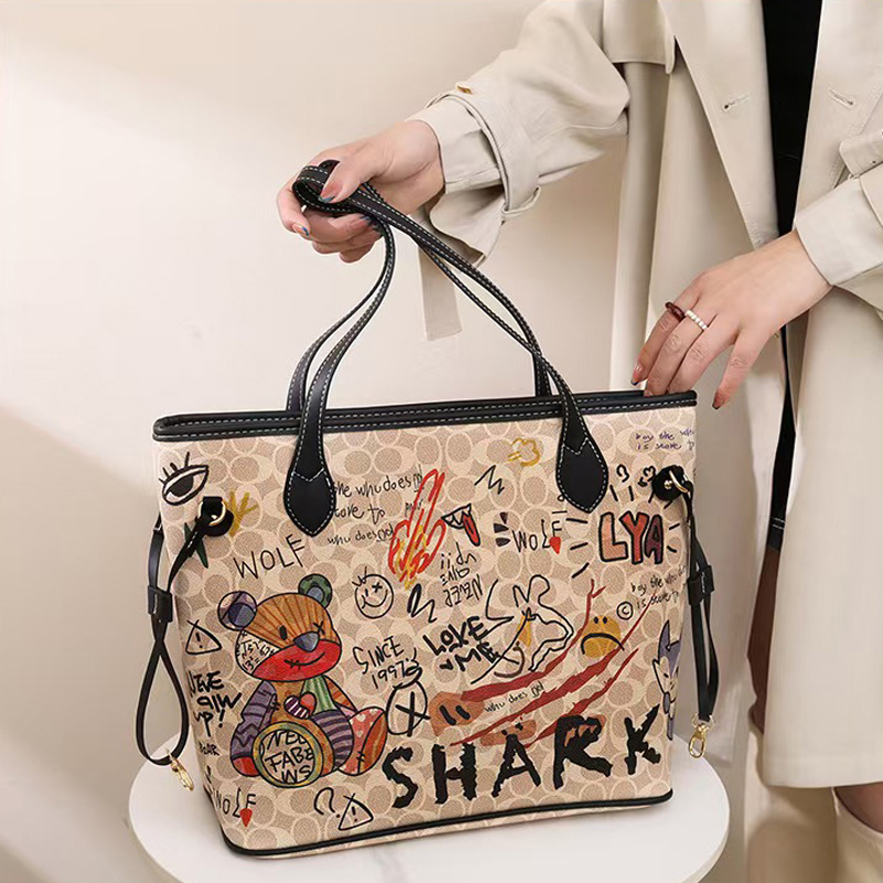 Designer Bag Shoulder Bag Luxury Bag Crossbody Purse Designer temperament graffiti cylindrical everything stylish single shoulder crossbody bagssss