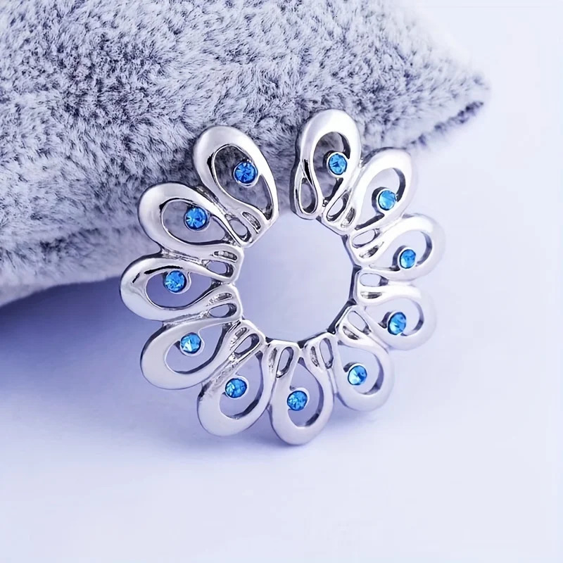 4 Pairs Non Piercing Nipple Rings Water Drop Heart Shaped Dangle Nipple Clips 250722
