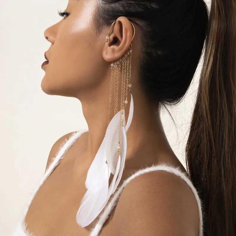 1pcs Creative Bohemia Feather Long Tassel Clip Earrings For Women Personality No Piercing Feather Ear Cuff Party Jewelry XJ250722